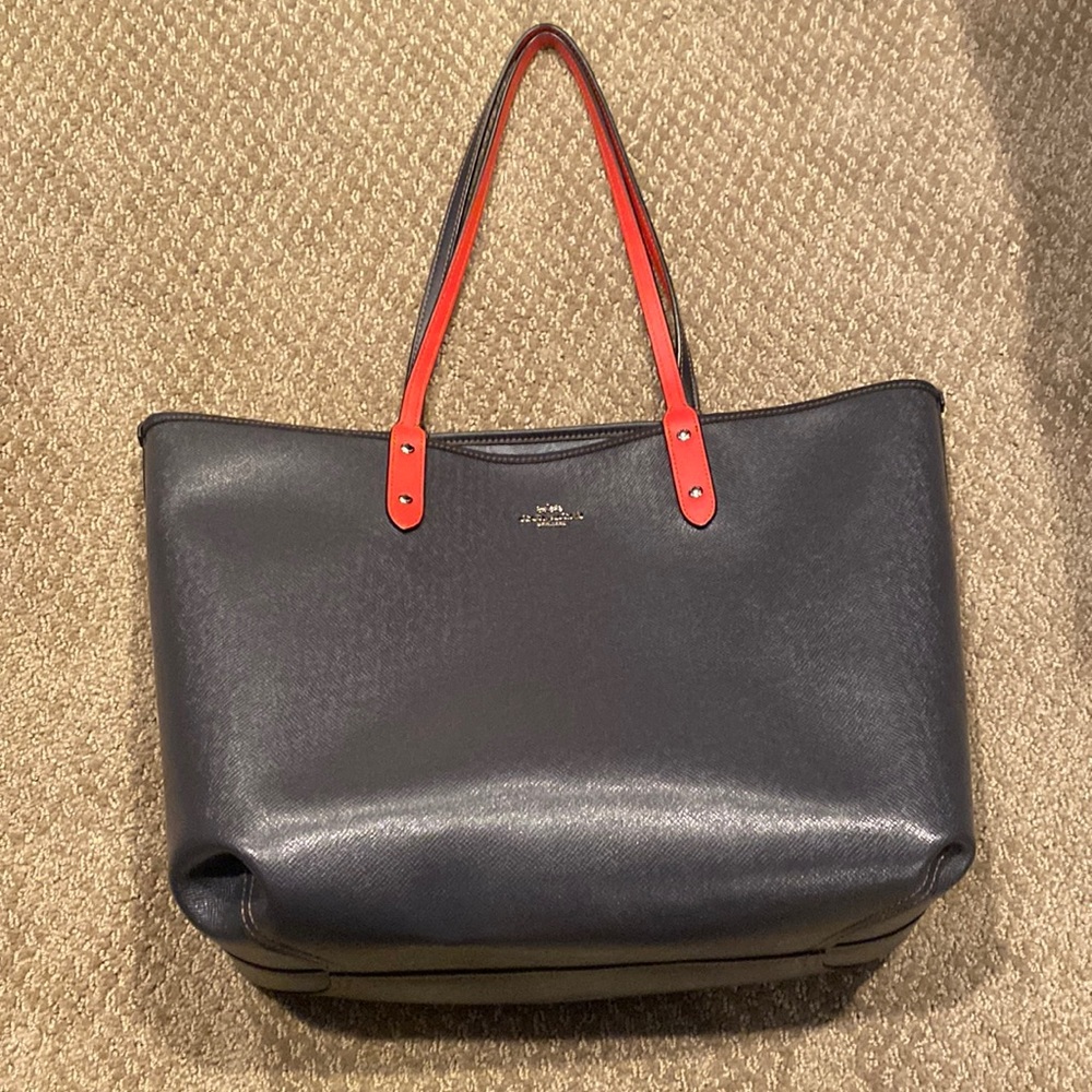 Reversible Coach tote bag